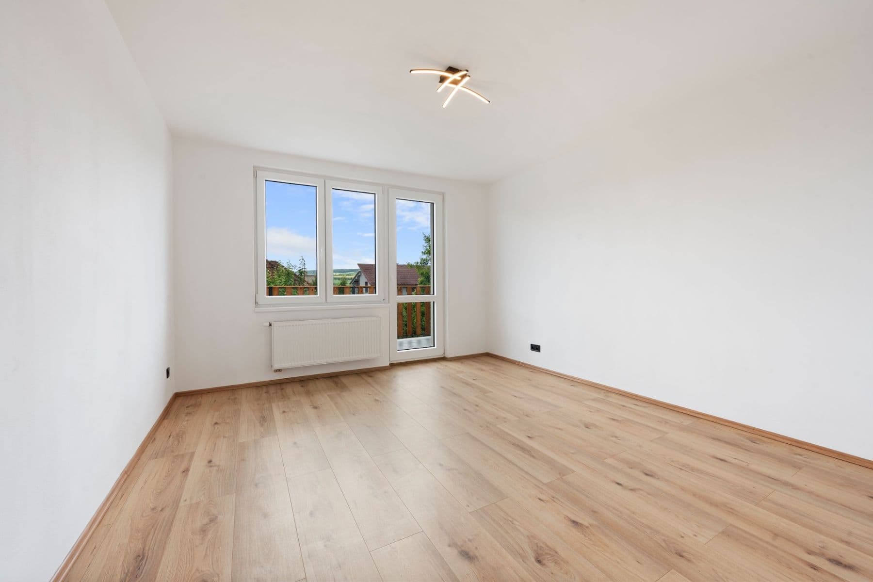 3 bedroom with open-plan kitchen flat for sale, 154 m², Čebín, Jihomoravský Region 3 bedroom with open-plan kitchen flat for sale, 154 m², Čebín, Jihomoravský Region