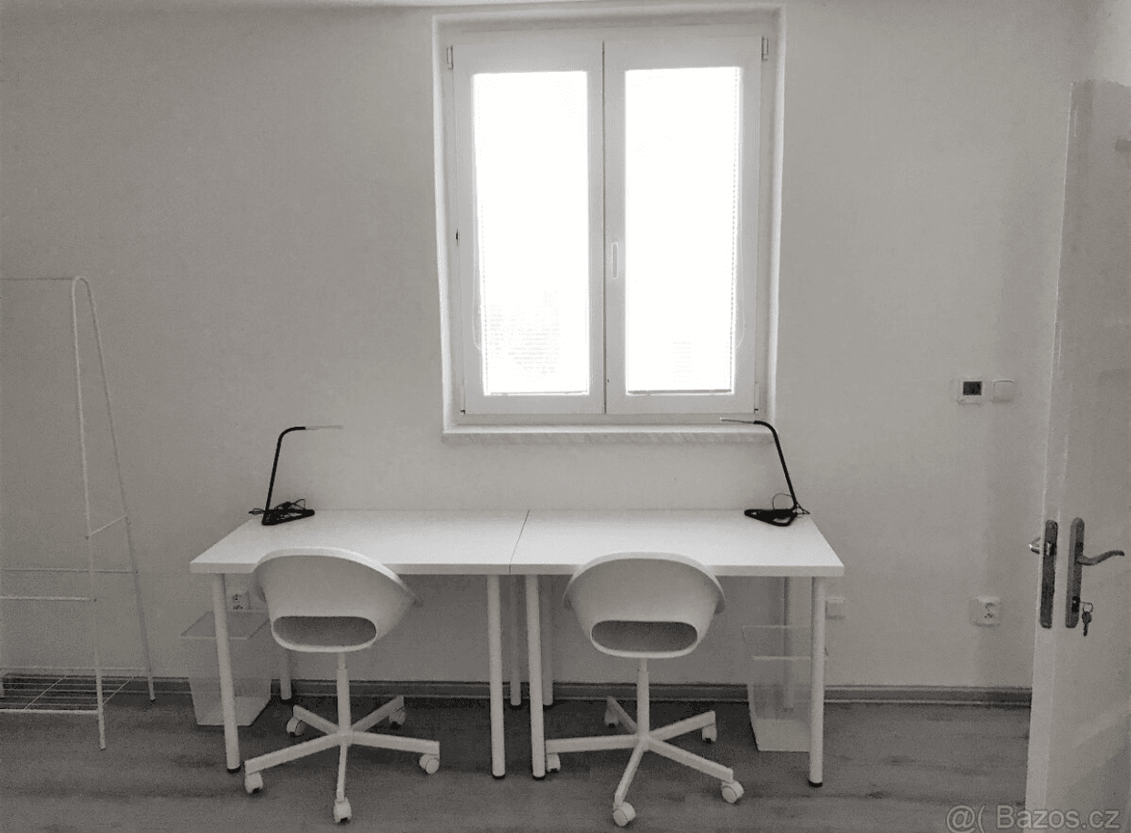 3 bedroom with open-plan kitchen flat to rent, 100 m², Na Včelíně, Zlín, Zlínský Region 3 bedroom with open-plan kitchen flat to rent, 100 m², Na Včelíně, Zlín, Zlínský Region