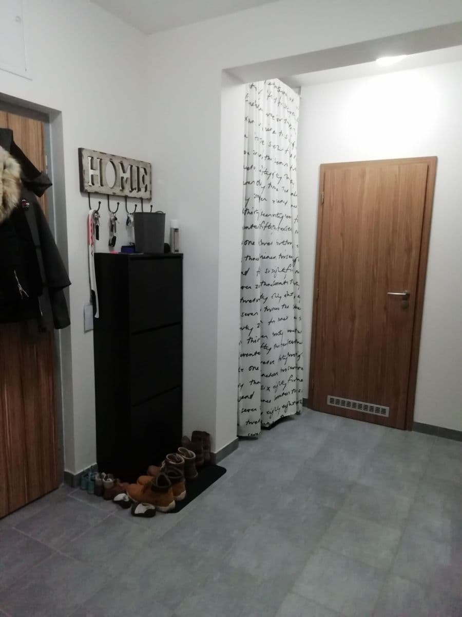 2 bedroom with open-plan kitchen flat to rent, 65 m², Na Křečku, Prague, Prague 2 bedroom with open-plan kitchen flat to rent, 65 m², Na Křečku, Prague, Prague