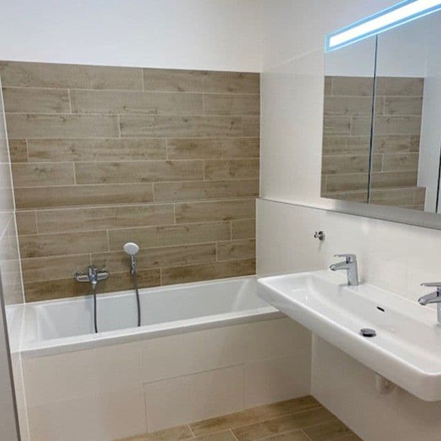 3 bedroom with open-plan kitchen flat to rent, 94 m², Nezvalova, Vestec, Středočeský Region 3 bedroom with open-plan kitchen flat to rent, 94 m², Nezvalova, Vestec, Středočeský Region