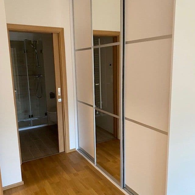 3 bedroom with open-plan kitchen flat to rent, 94 m², Nezvalova, Vestec, Středočeský Region 3 bedroom with open-plan kitchen flat to rent, 94 m², Nezvalova, Vestec, Středočeský Region