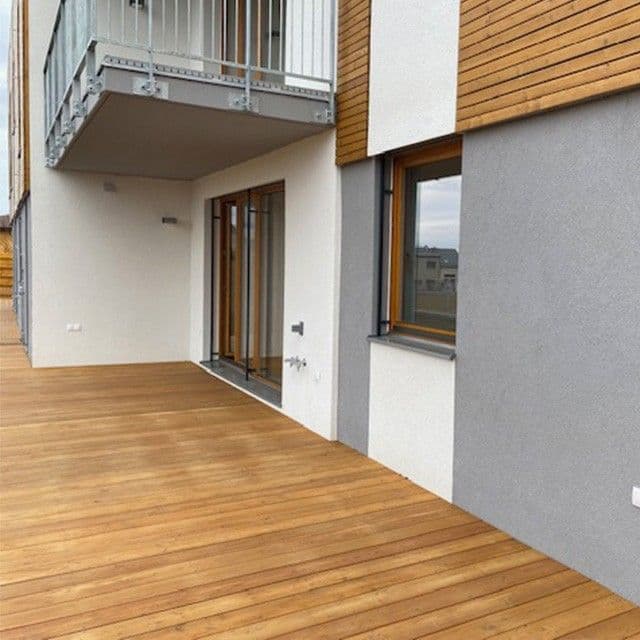 3 bedroom with open-plan kitchen flat to rent, 94 m², Nezvalova, Vestec, Středočeský Region 3 bedroom with open-plan kitchen flat to rent, 94 m², Nezvalova, Vestec, Středočeský Region