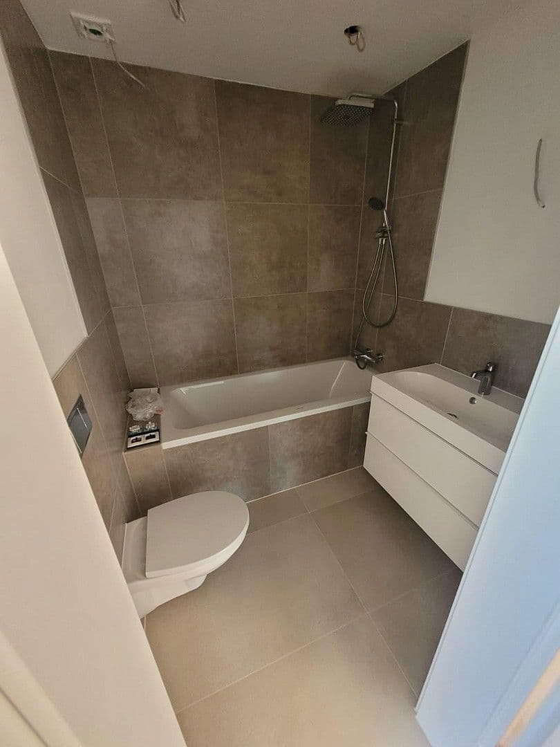 4 bedroom flat to rent, 110 m², Eitorf, North Rhine-Westphalia 4 bedroom flat to rent, 110 m², Eitorf, North Rhine-Westphalia