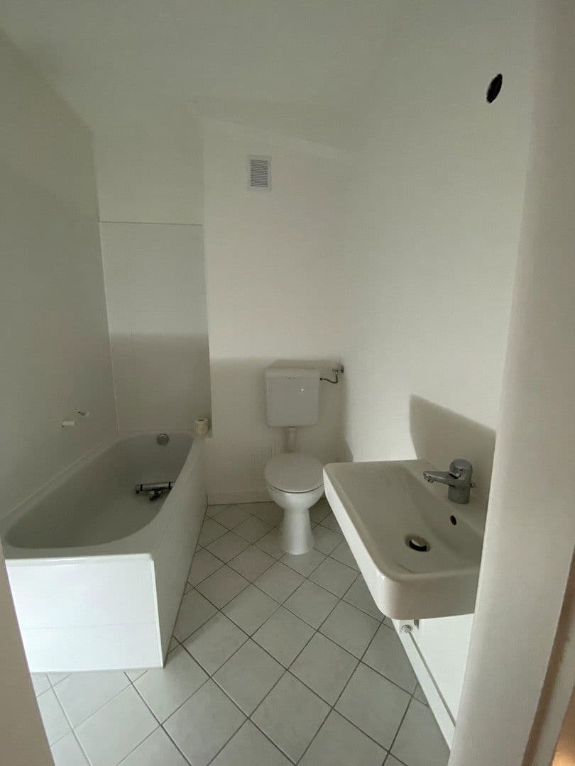 2 bedroom flat to rent, 49 m², Ziegelstr. 21, Wuppertal, North Rhine-Westphalia 2 bedroom flat to rent, 49 m², Ziegelstr. 21, Wuppertal, North Rhine-Westphalia