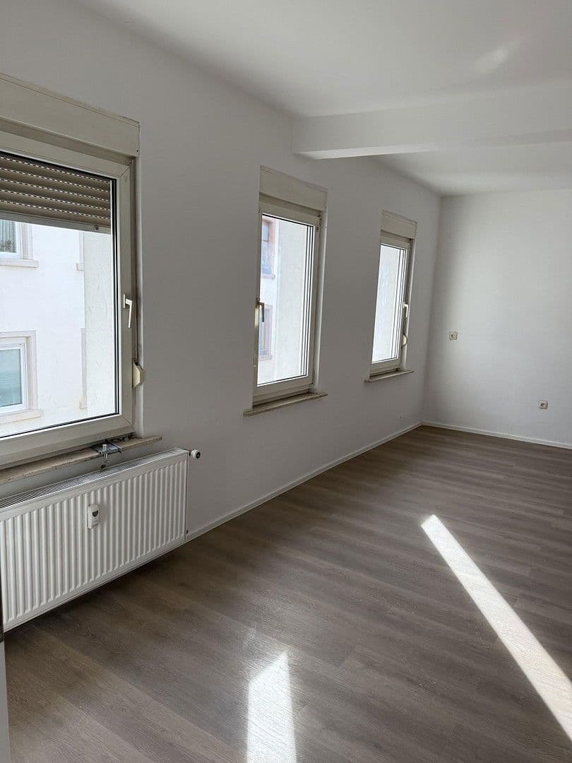 3 bedroom flat to rent, 100 m², Friedich-Ebert-Str.61, Osthofen, Rhineland-Palatinate 3 bedroom flat to rent, 100 m², Friedich-Ebert-Str.61, Osthofen, Rhineland-Palatinate