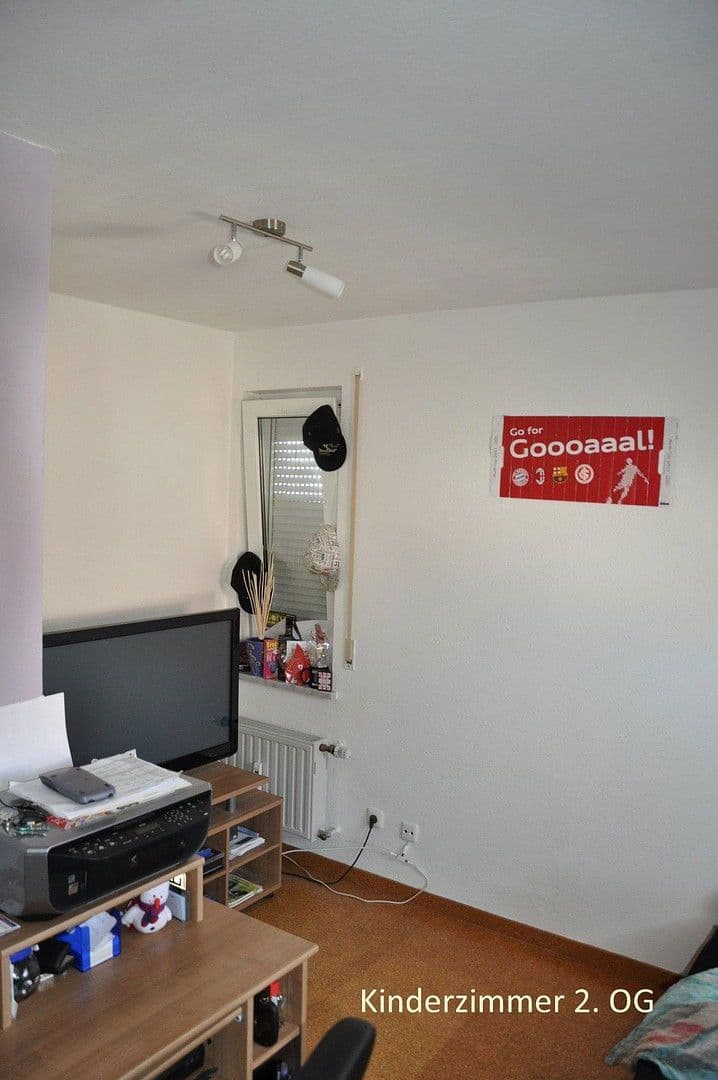 house to rent, 146 m², Rothlindenstr. 17a, Schwandorf, Bavaria house to rent, 146 m², Rothlindenstr. 17a, Schwandorf, Bavaria