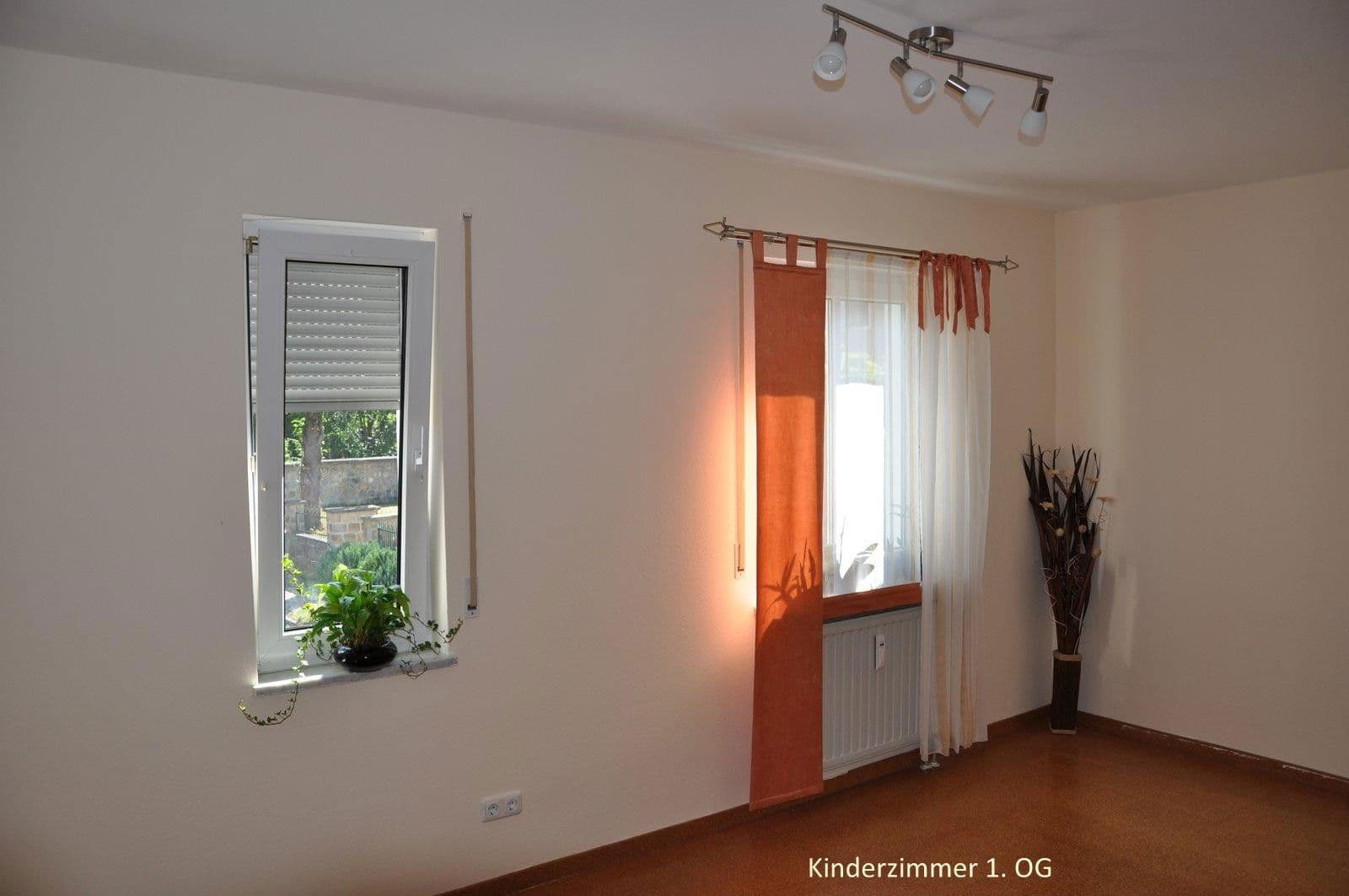 house to rent, 146 m², Rothlindenstr. 17a, Schwandorf, Bavaria house to rent, 146 m², Rothlindenstr. 17a, Schwandorf, Bavaria
