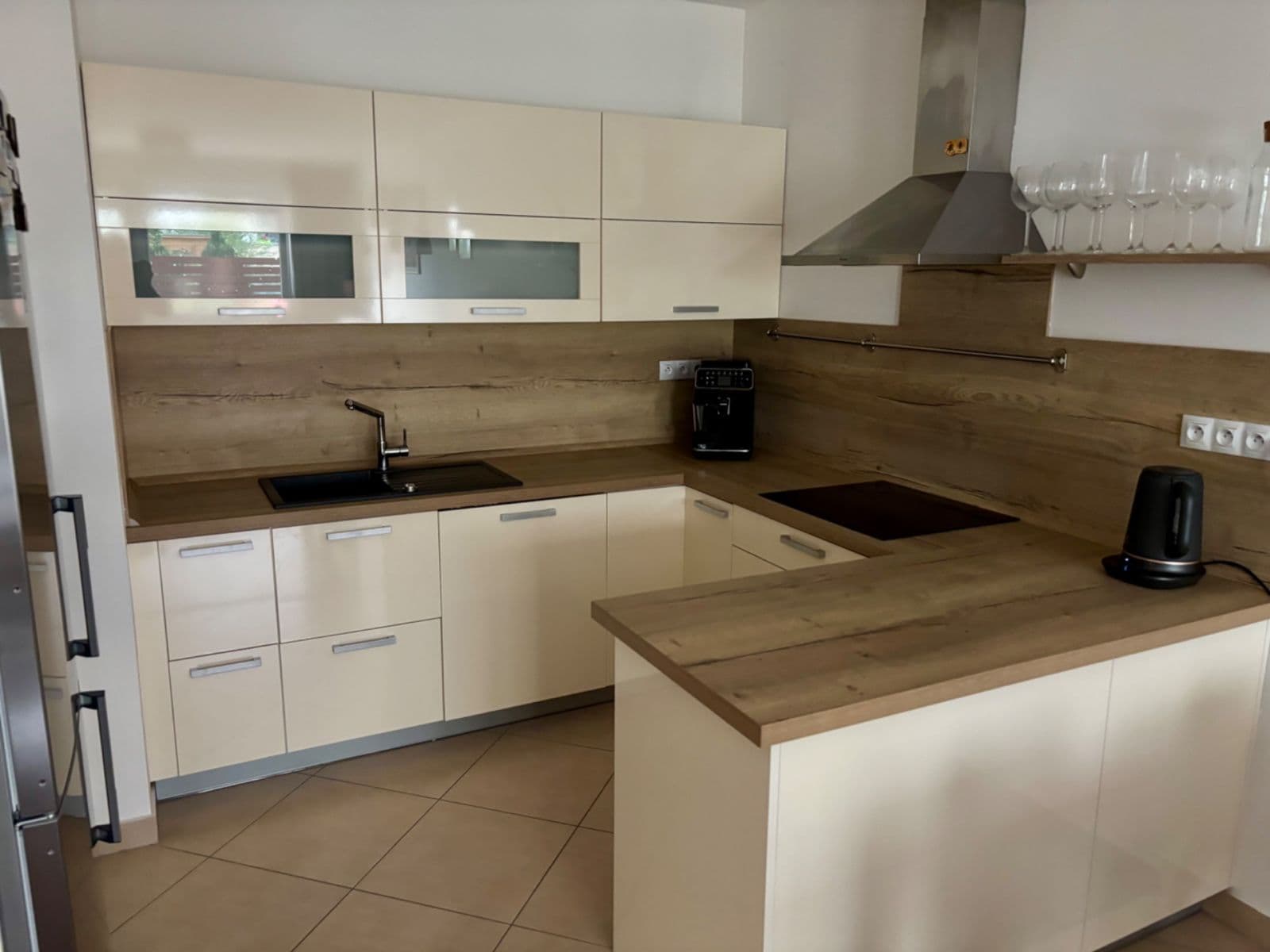 1 bedroom with open-plan kitchen flat to rent, 62 m², Modenská, Prague, Prague 1 bedroom with open-plan kitchen flat to rent, 62 m², Modenská, Prague, Prague