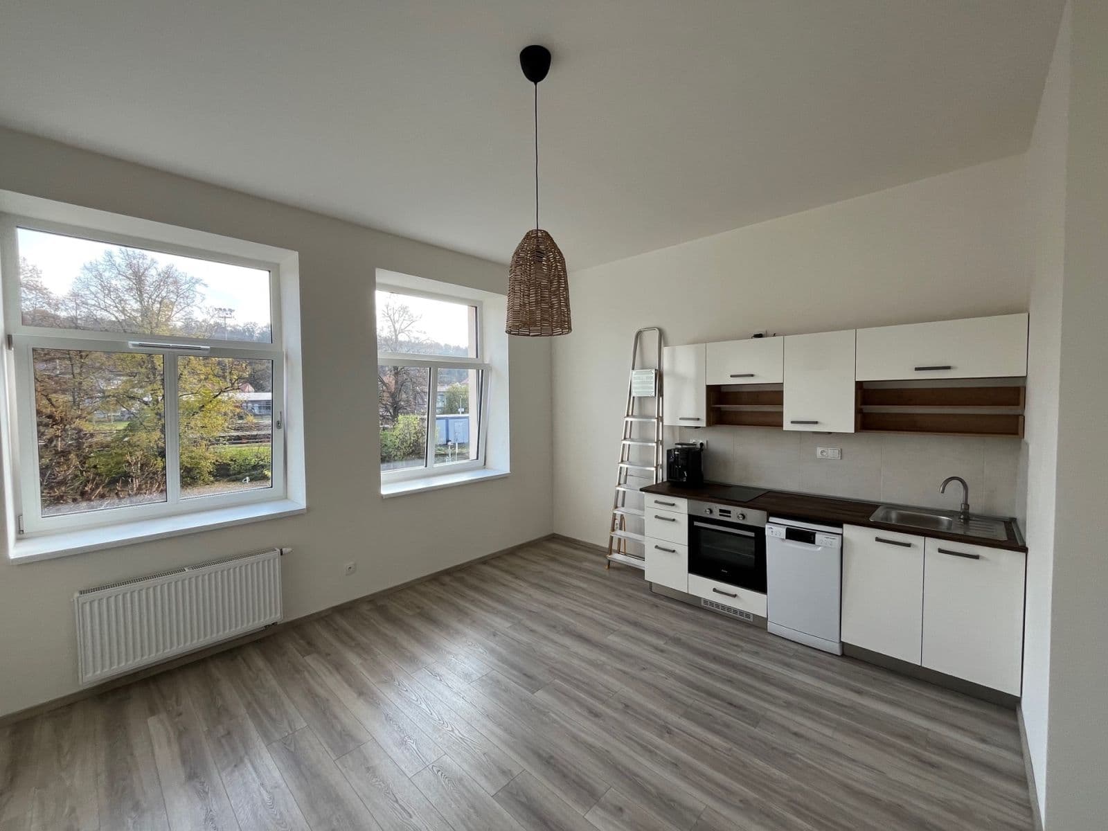 Studio flat to rent, 36 m², S. K. Neumanna, Kralupy nad Vltavou, Středočeský Region Studio flat to rent, 36 m², S. K. Neumanna, Kralupy nad Vltavou, Středočeský Region