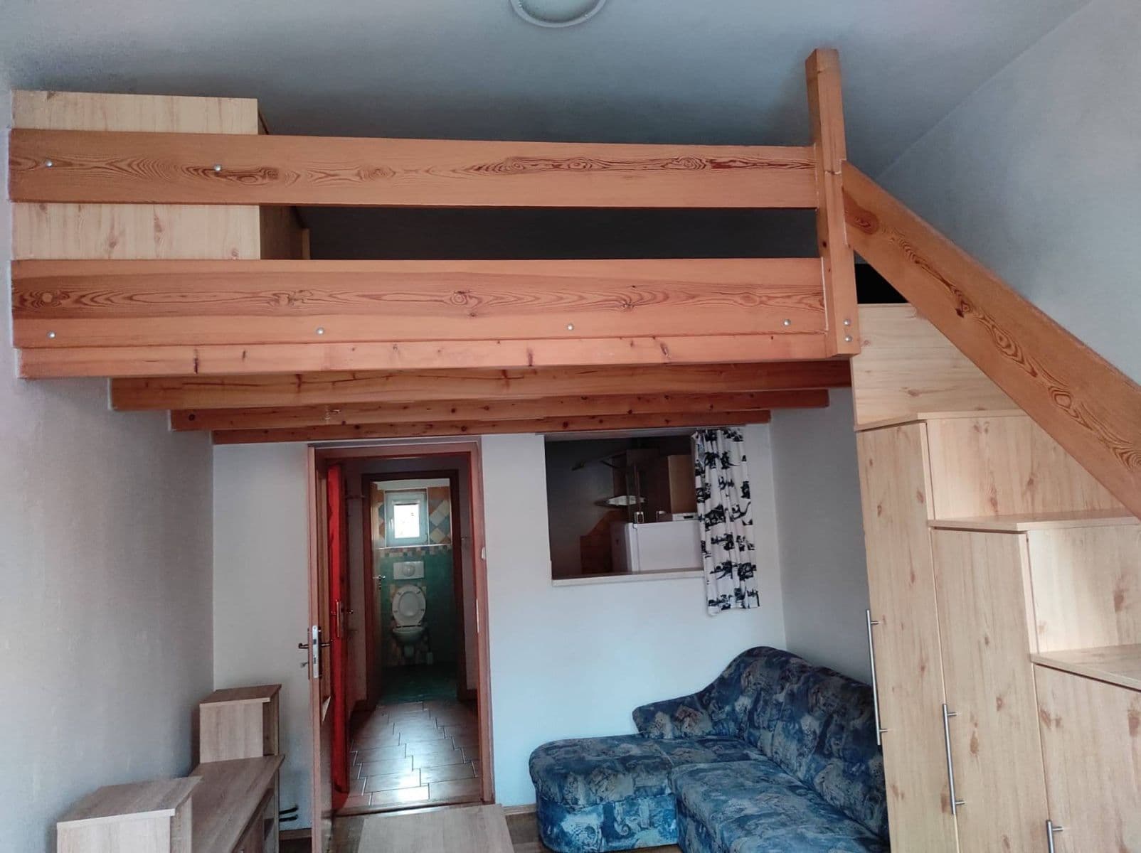 Studio flat to rent, 35 m², Králova výšina, Ústí nad Labem, Ústecký Region Studio flat to rent, 35 m², Králova výšina, Ústí nad Labem, Ústecký Region
