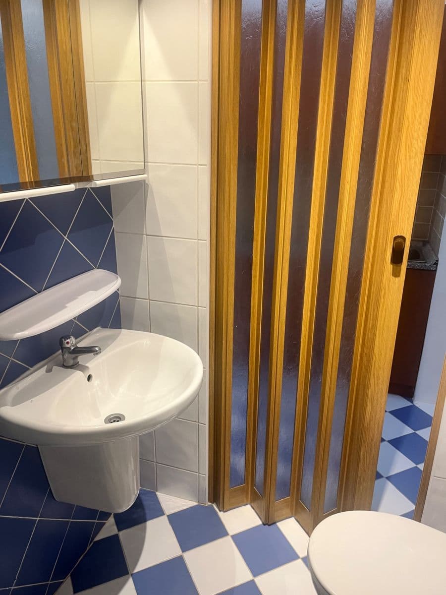 Studio flat to rent, 25 m², Kounická, Prague, Prague Studio flat to rent, 25 m², Kounická, Prague, Prague