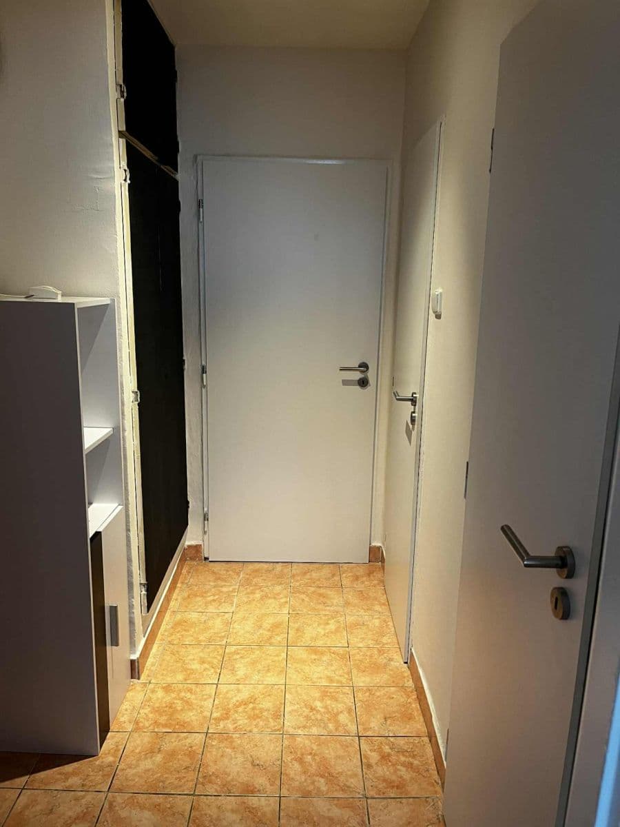 3 bedroom flat to rent, 55 m², Hrusická, Prague, Prague 3 bedroom flat to rent, 55 m², Hrusická, Prague, Prague