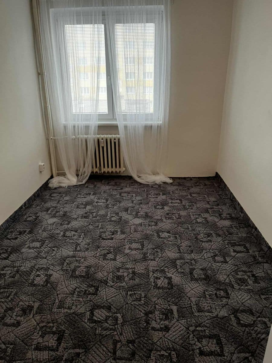 3 bedroom flat to rent, 55 m², Hrusická, Prague, Prague 3 bedroom flat to rent, 55 m², Hrusická, Prague, Prague