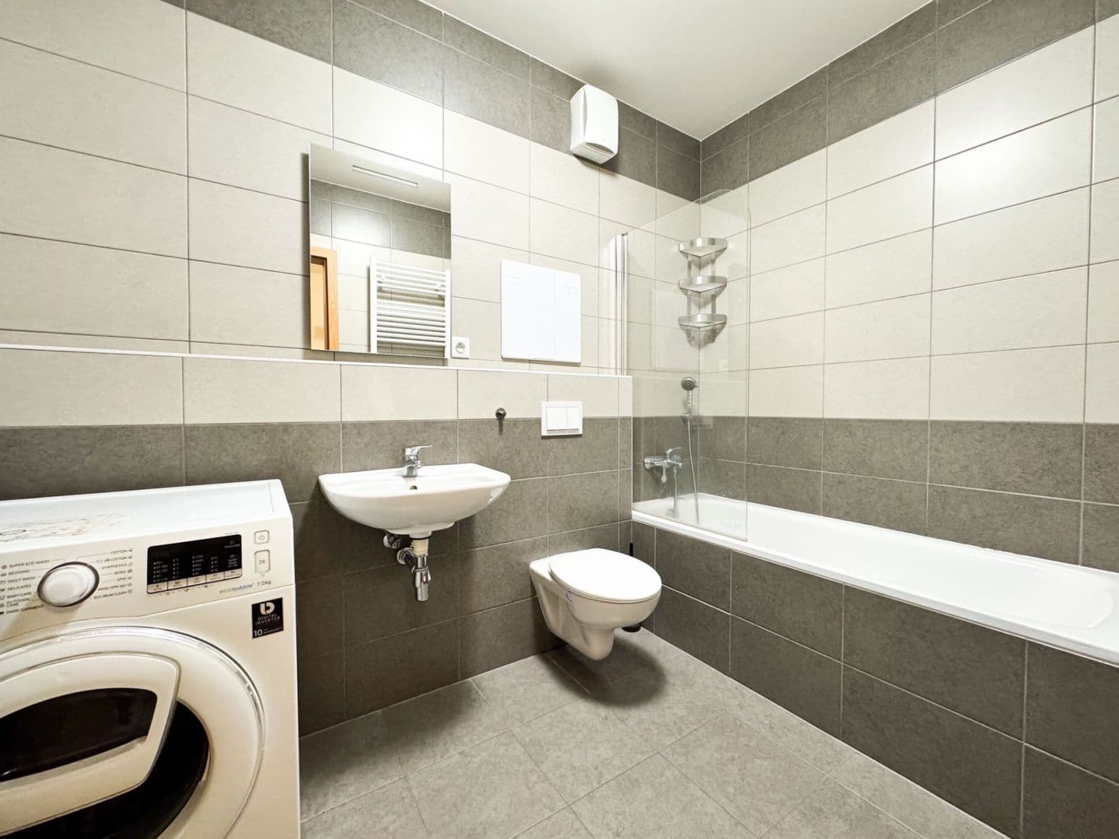 1 bedroom with open-plan kitchen flat to rent, 54 m², Olgy Havlové, Prague, Prague 1 bedroom with open-plan kitchen flat to rent, 54 m², Olgy Havlové, Prague, Prague