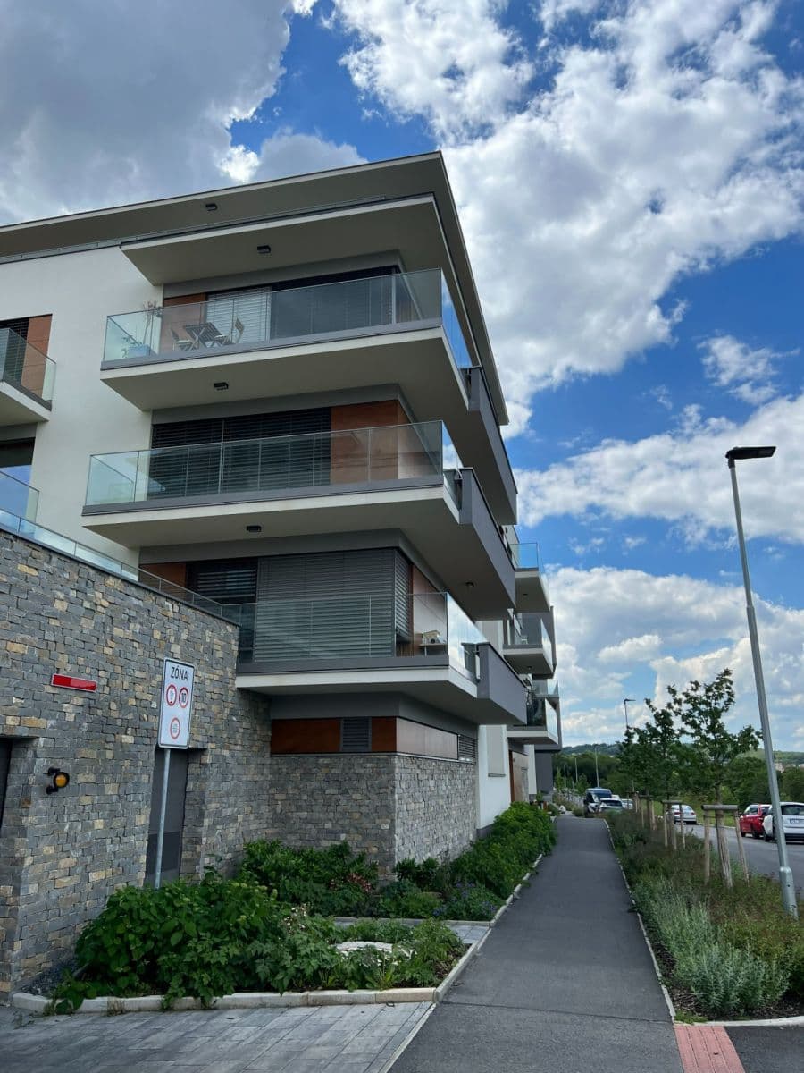 garage to rent, 12 m², Lučištníků, Prague, Prague garage to rent, 12 m², Lučištníků, Prague, Prague