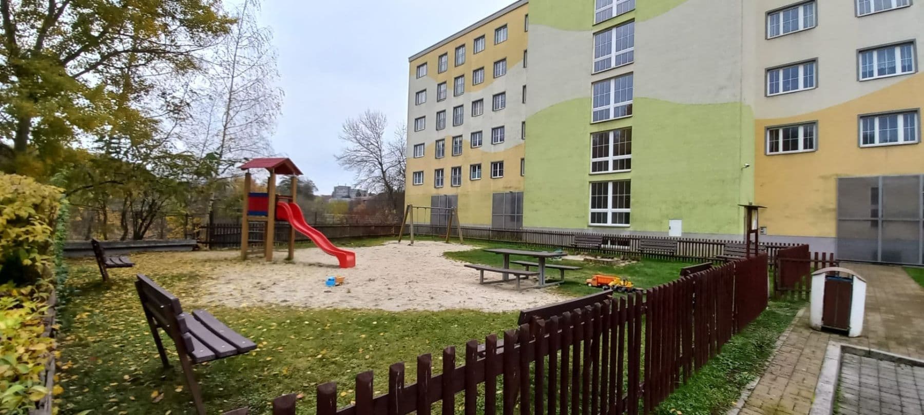 Studio flat for sale, 44 m², Jateční, Karlovy Vary, Karlovarský Region Studio flat for sale, 44 m², Jateční, Karlovy Vary, Karlovarský Region