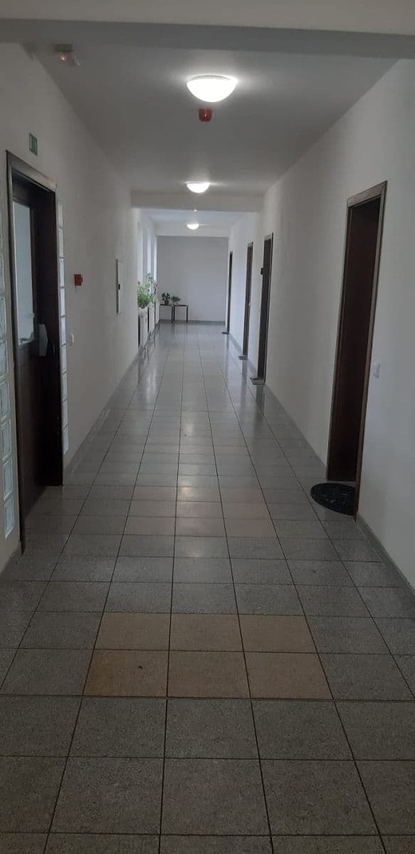 Studio flat for sale, 44 m², Jateční, Karlovy Vary, Karlovarský Region Studio flat for sale, 44 m², Jateční, Karlovy Vary, Karlovarský Region