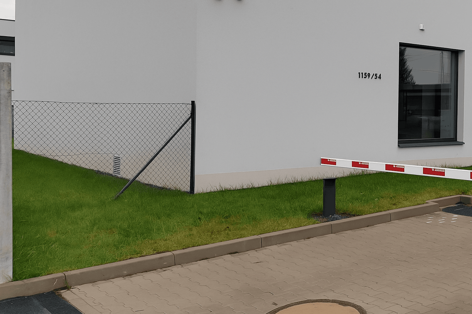 garage to rent, 13 m², Kostelecká, Prague, Prague garage to rent, 13 m², Kostelecká, Prague, Prague