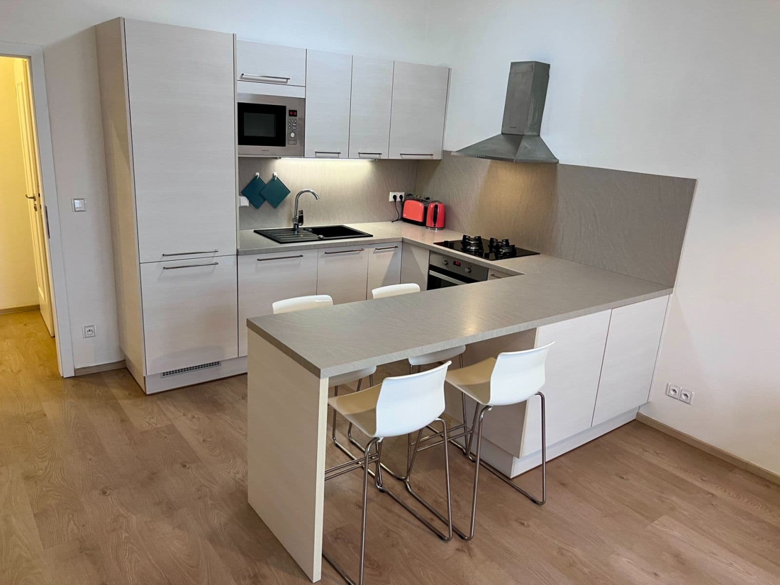 1 bedroom with open-plan kitchen flat to rent, 45 m², náměstí Jiřího z Lobkovic, Prague, Prague 1 bedroom with open-plan kitchen flat to rent, 45 m², náměstí Jiřího z Lobkovic, Prague, Prague