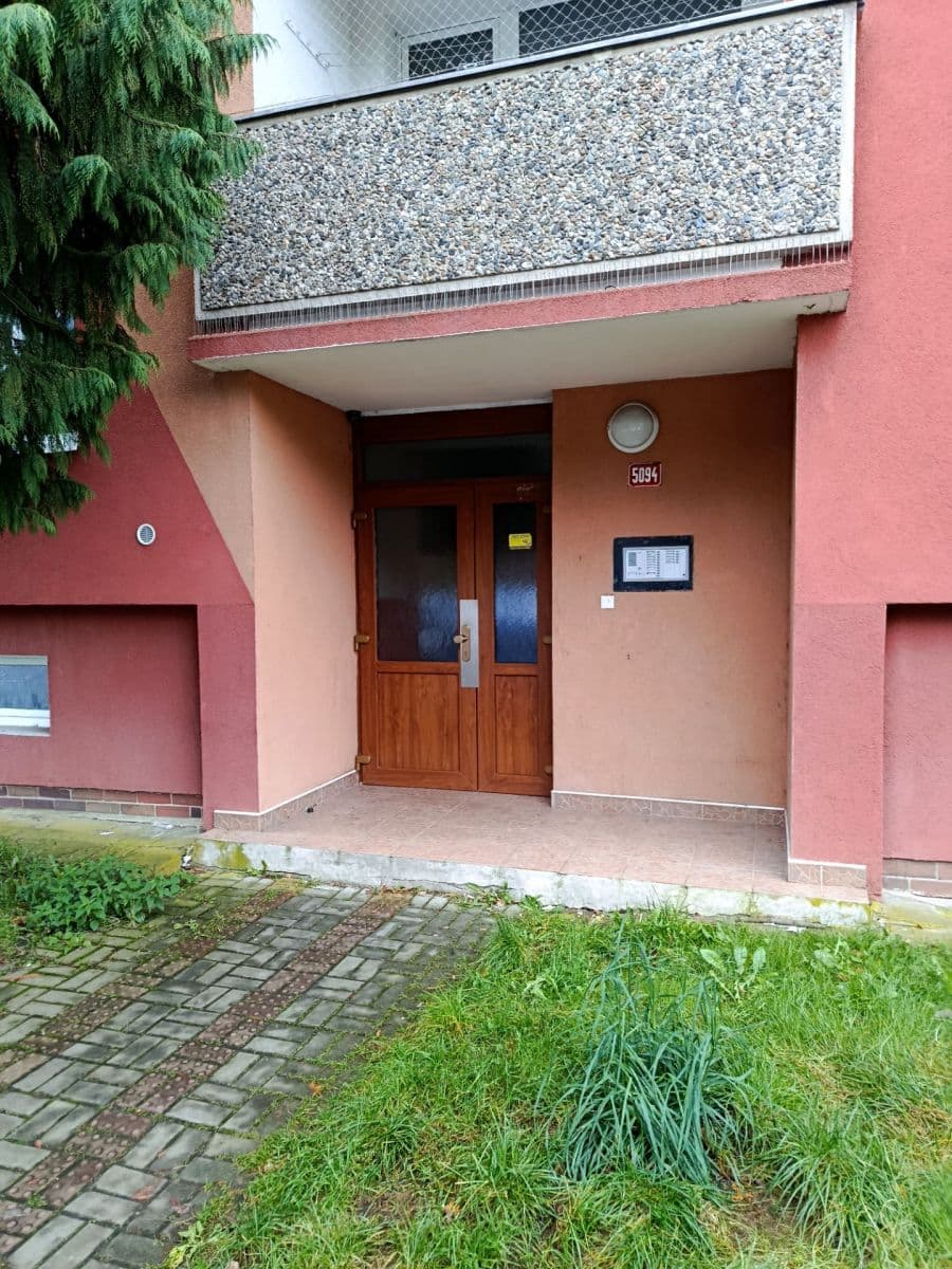 3 bedroom flat for sale, 75 m², Školní pěšina, Chomutov, Ústecký Region 3 bedroom flat for sale, 75 m², Školní pěšina, Chomutov, Ústecký Region