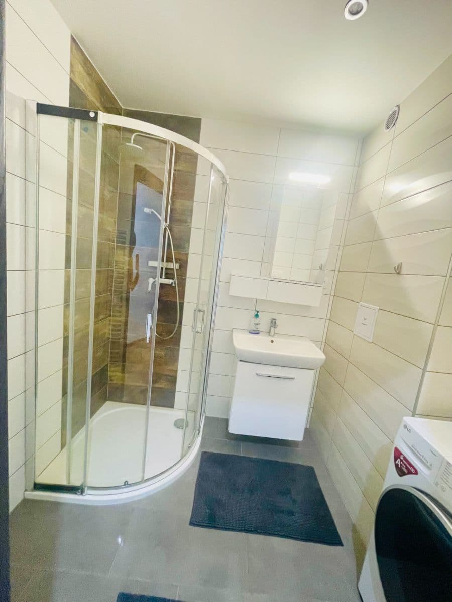 3 bedroom flat to rent, 69 m², Športová, Nové Mesto nad Váhom, Trenčiansky Region 3 bedroom flat to rent, 69 m², Športová, Nové Mesto nad Váhom, Trenčiansky Region