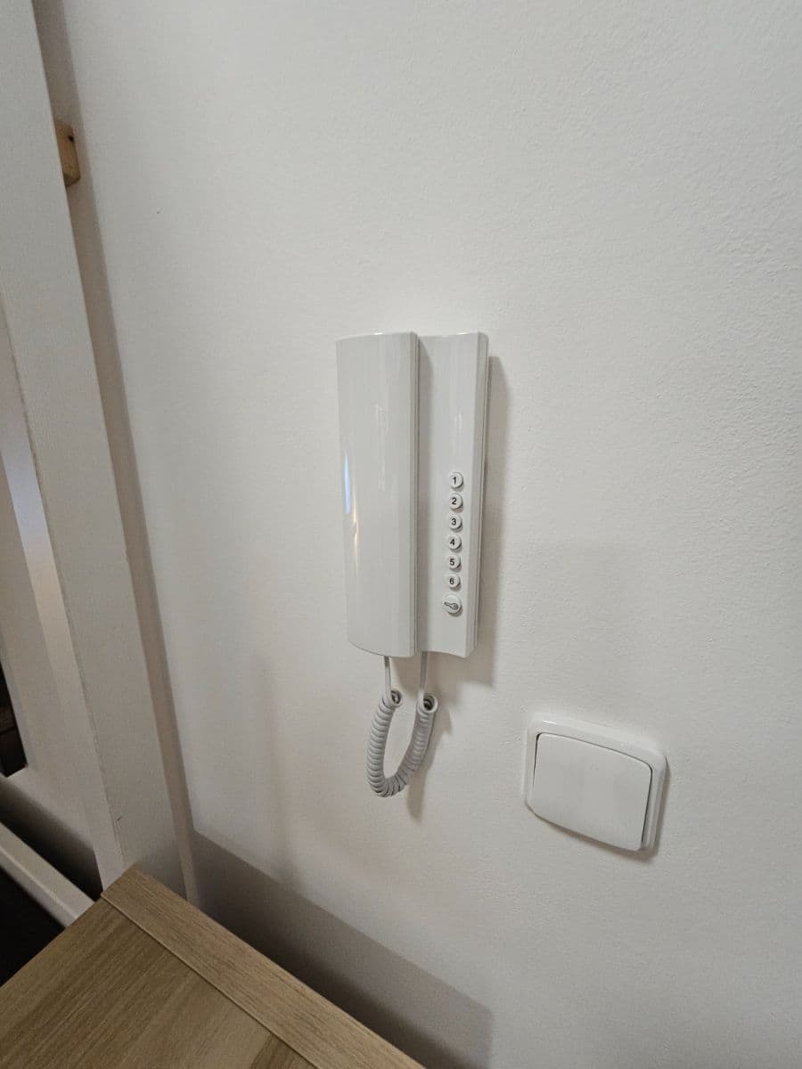 Studio flat to rent, 24 m², Vrapická, Kladno, Středočeský Region Studio flat to rent, 24 m², Vrapická, Kladno, Středočeský Region