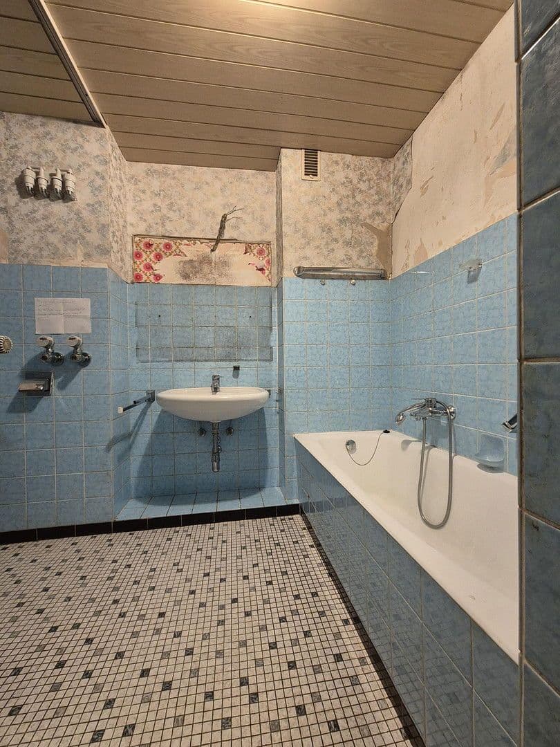 2 bedroom with open-plan kitchen flat for sale, 89 m², Bielefeld, North Rhine-Westphalia 2 bedroom with open-plan kitchen flat for sale, 89 m², Bielefeld, North Rhine-Westphalia