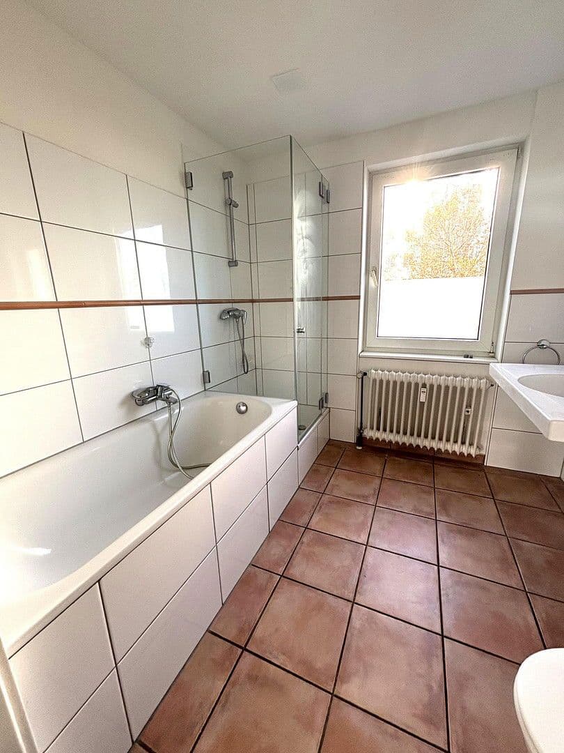 1 bedroom with open-plan kitchen flat to rent, 86 m², Düsseldorf, North Rhine-Westphalia 1 bedroom with open-plan kitchen flat to rent, 86 m², Düsseldorf, North Rhine-Westphalia