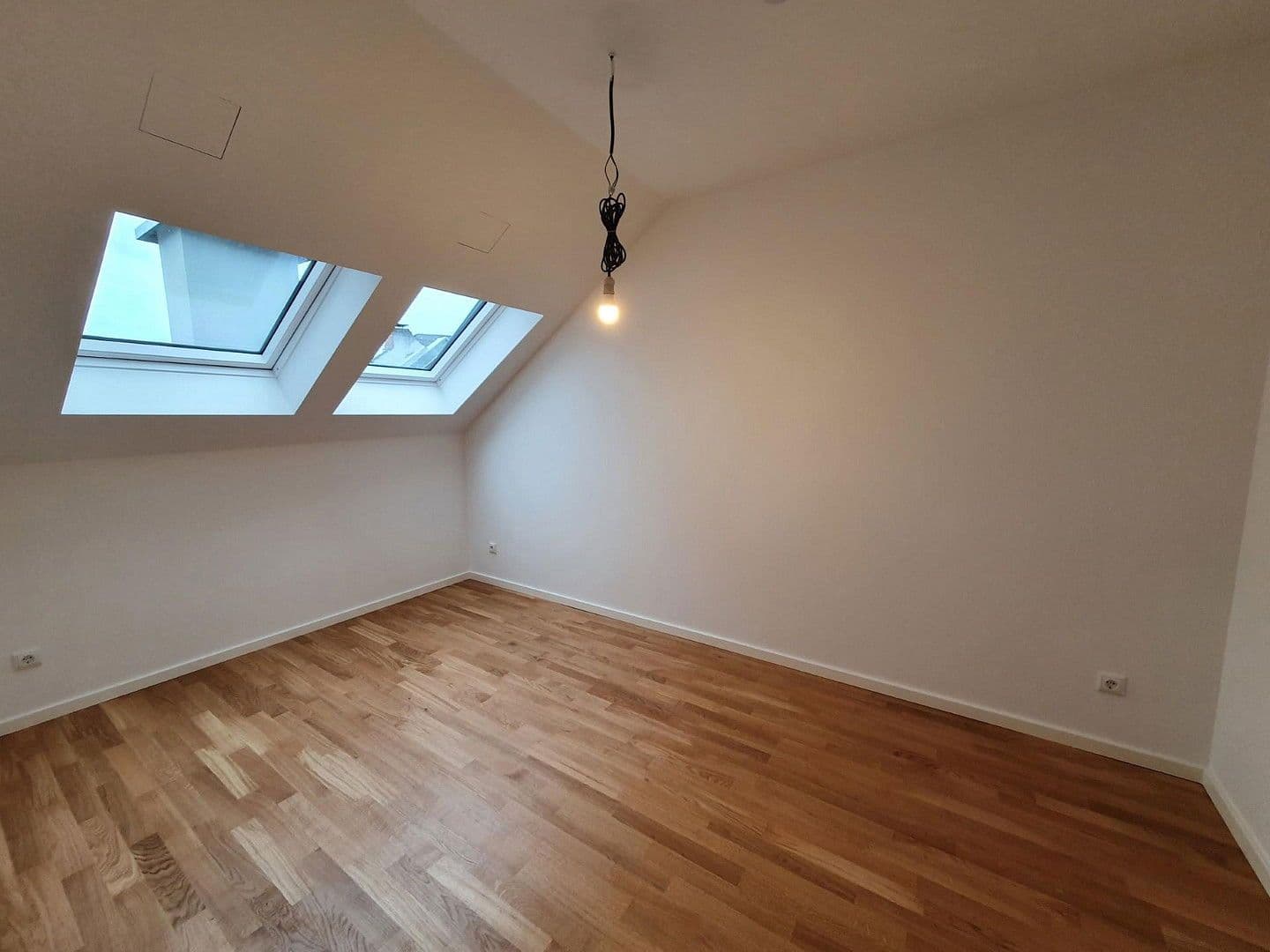 2 bedroom with open-plan kitchen flat to rent, 132 m², Griesheim, Hesse 2 bedroom with open-plan kitchen flat to rent, 132 m², Griesheim, Hesse