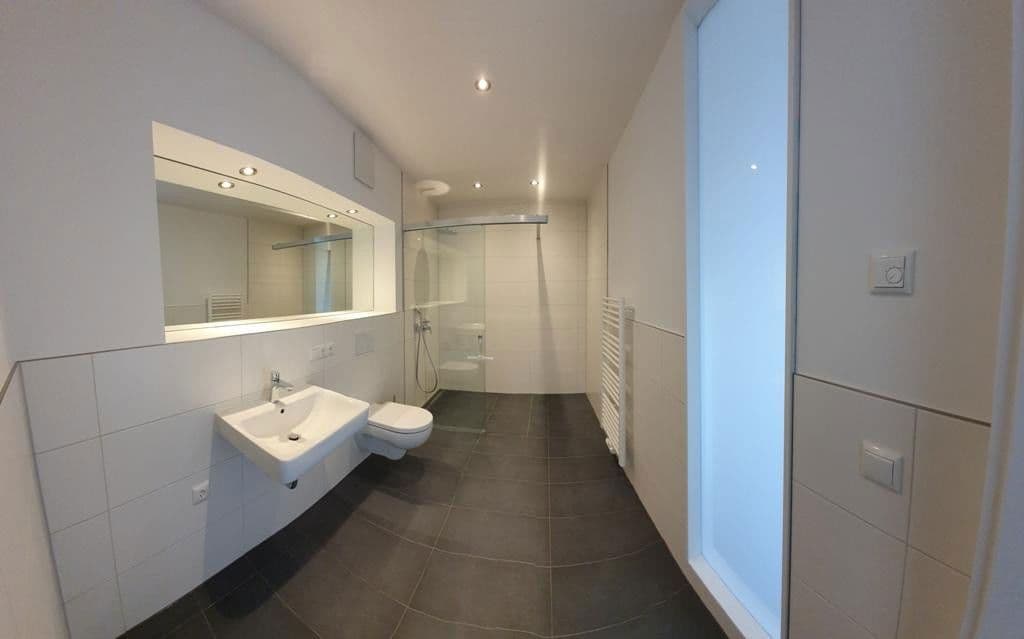 2 bedroom with open-plan kitchen flat to rent, 132 m², Griesheim, Hesse 2 bedroom with open-plan kitchen flat to rent, 132 m², Griesheim, Hesse