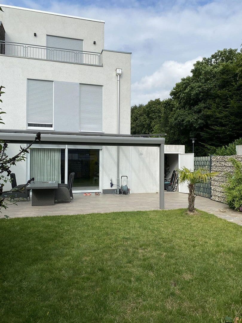 house for sale, 142 m², Krefeld, North Rhine-Westphalia house for sale, 142 m², Krefeld, North Rhine-Westphalia