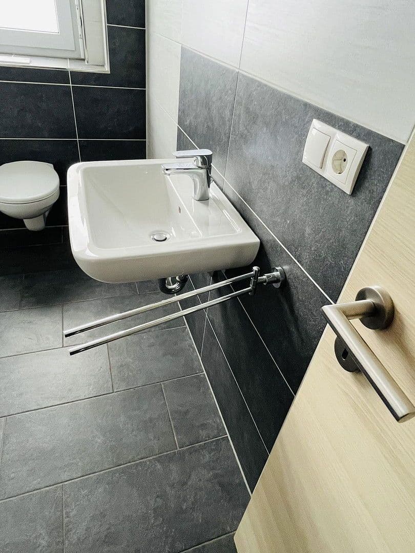 3 bedroom flat to rent, 99 m², Andernach, Rhineland-Palatinate 3 bedroom flat to rent, 99 m², Andernach, Rhineland-Palatinate