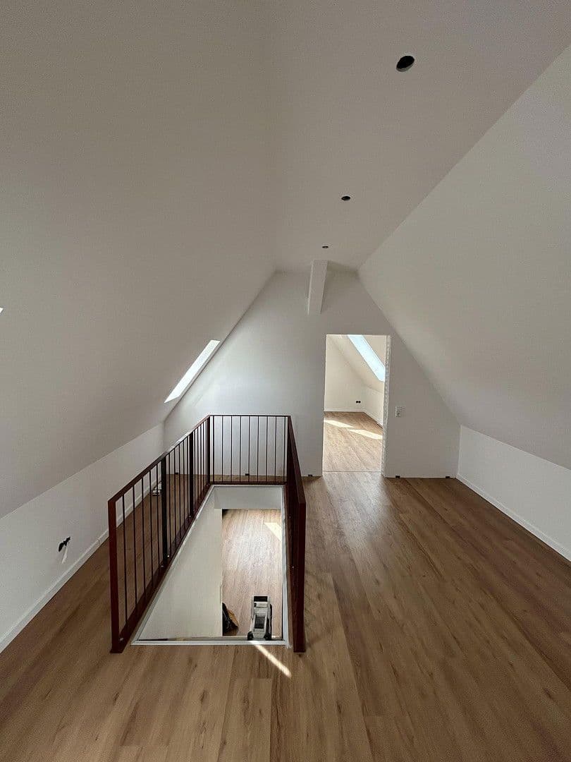 3 bedroom with open-plan kitchen flat to rent, 128 m², Fronbergstraße 4, Kirchheim am Neckar, Baden-Württemberg 3 bedroom with open-plan kitchen flat to rent, 128 m², Fronbergstraße 4, Kirchheim am Neckar, Baden-Württemberg