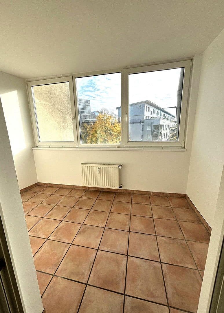 1 bedroom with open-plan kitchen flat to rent, 86 m², Düsseldorf, North Rhine-Westphalia 1 bedroom with open-plan kitchen flat to rent, 86 m², Düsseldorf, North Rhine-Westphalia