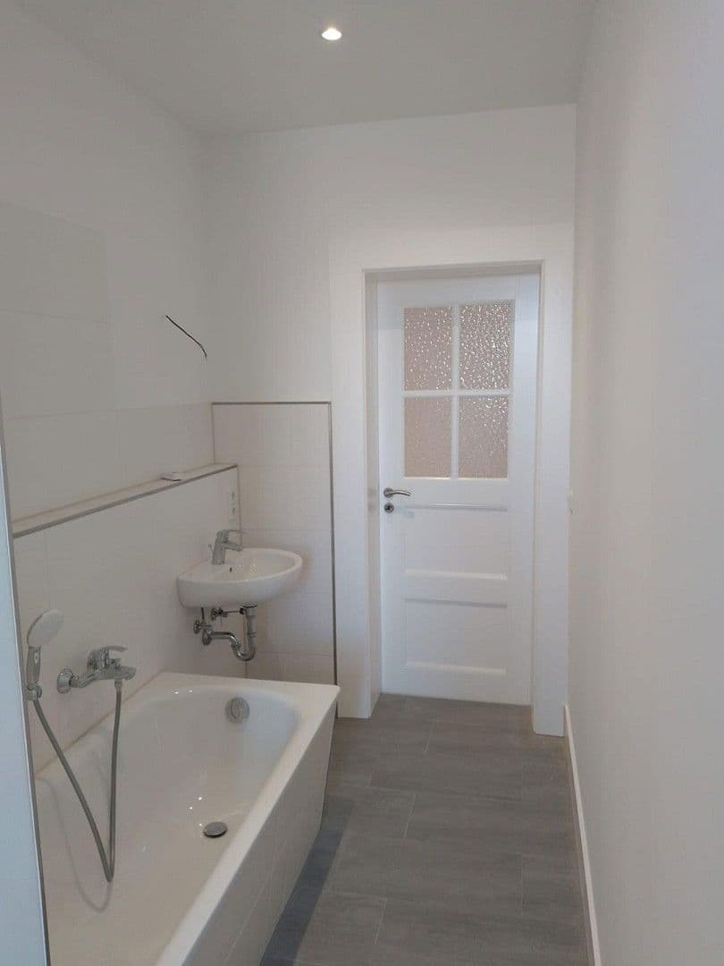 4 bedroom flat to rent, 100 m², Naunhofer Straße 53, Leipzig, Saxony 4 bedroom flat to rent, 100 m², Naunhofer Straße 53, Leipzig, Saxony