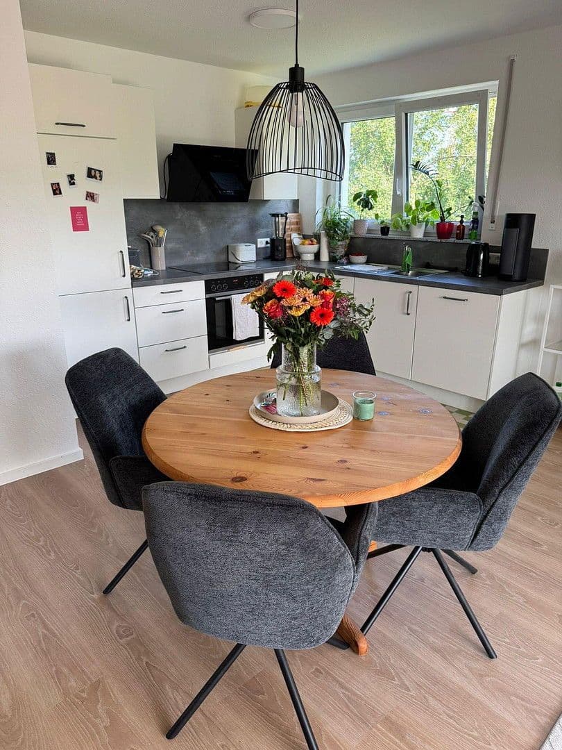 2 bedroom with open-plan kitchen flat to rent, 78 m², Heilbronn, Baden-Württemberg 2 bedroom with open-plan kitchen flat to rent, 78 m², Heilbronn, Baden-Württemberg