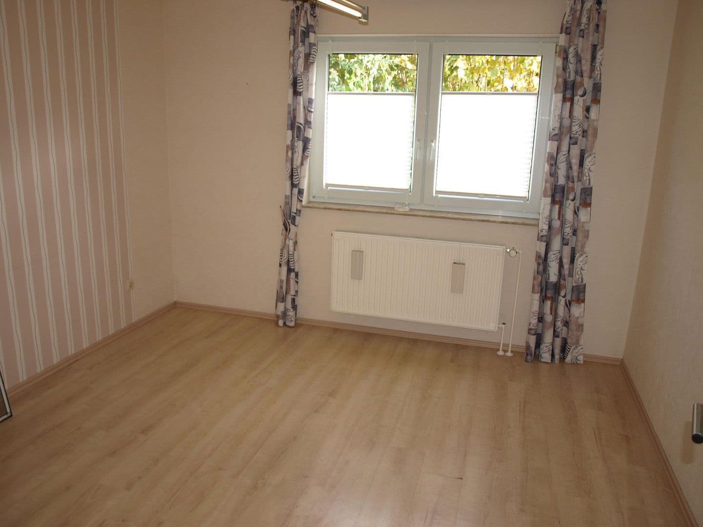 2 bedroom with open-plan kitchen flat to rent, 67 m², Borken (Hessen), Hesse 2 bedroom with open-plan kitchen flat to rent, 67 m², Borken (Hessen), Hesse