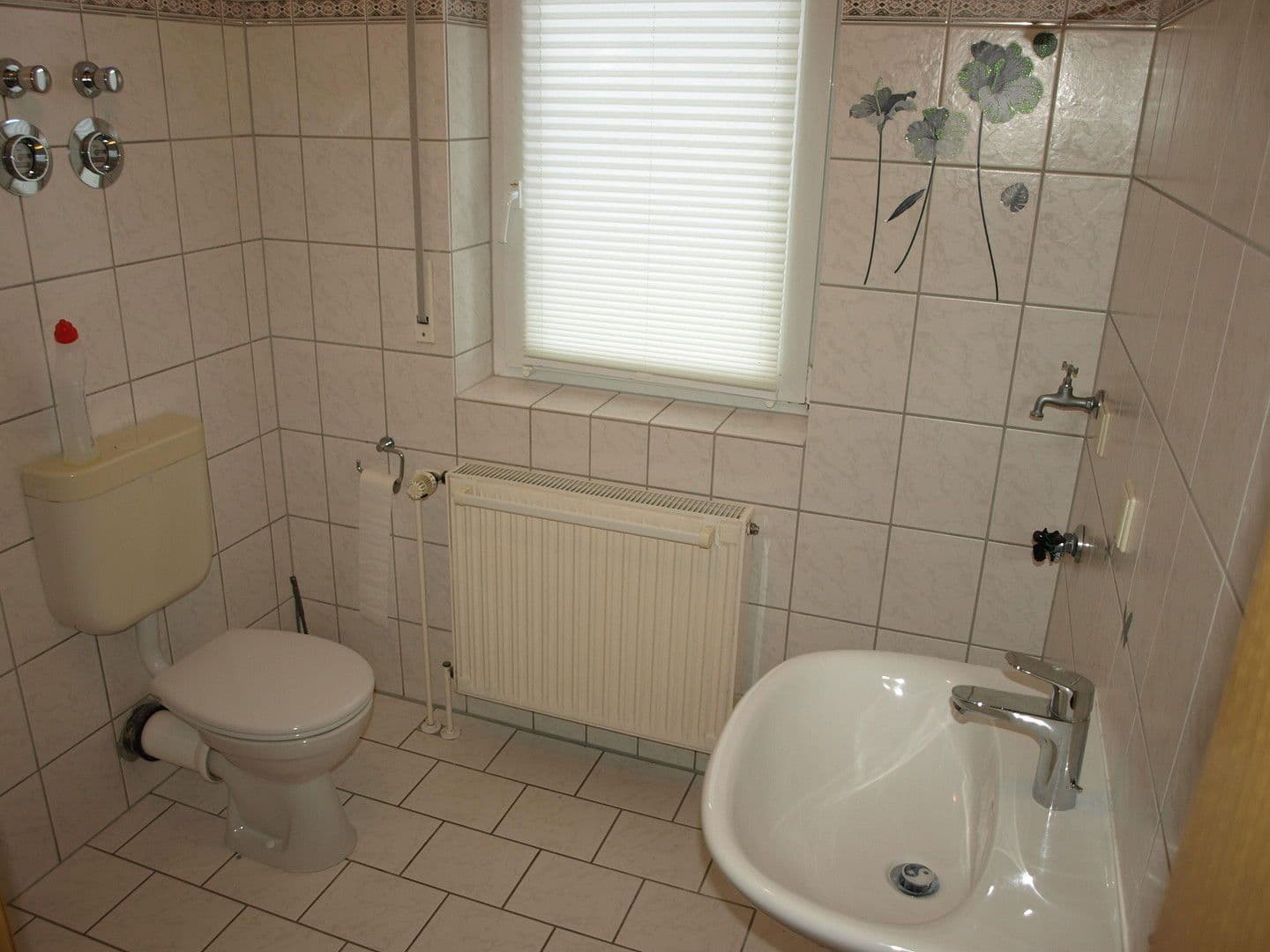 2 bedroom with open-plan kitchen flat to rent, 67 m², Borken (Hessen), Hesse 2 bedroom with open-plan kitchen flat to rent, 67 m², Borken (Hessen), Hesse