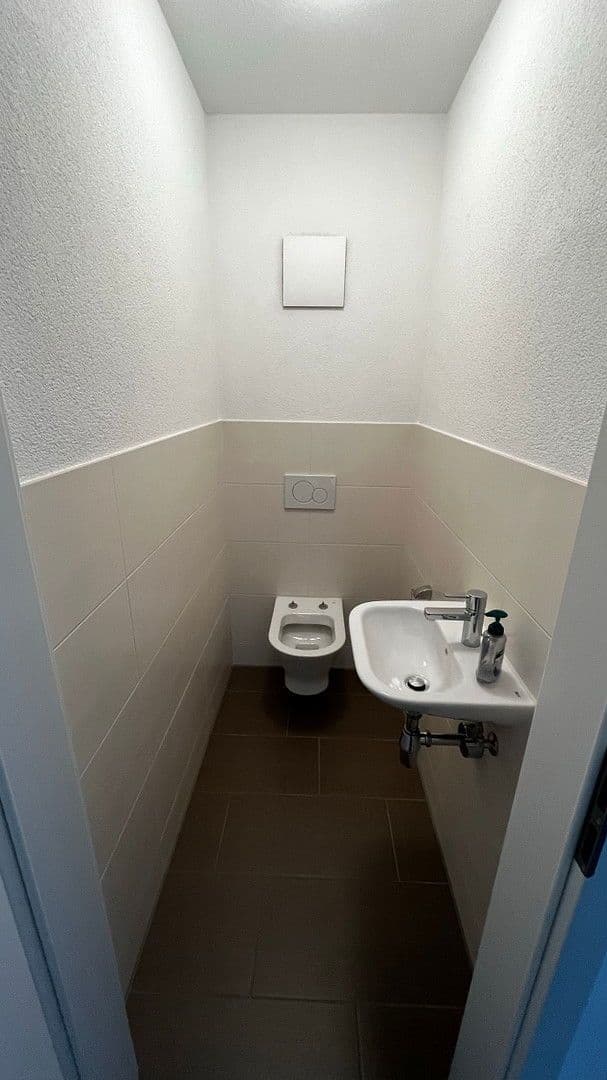 2 bedroom with open-plan kitchen flat to rent, 99 m², Bad Rappenau, Baden-Württemberg 2 bedroom with open-plan kitchen flat to rent, 99 m², Bad Rappenau, Baden-Württemberg