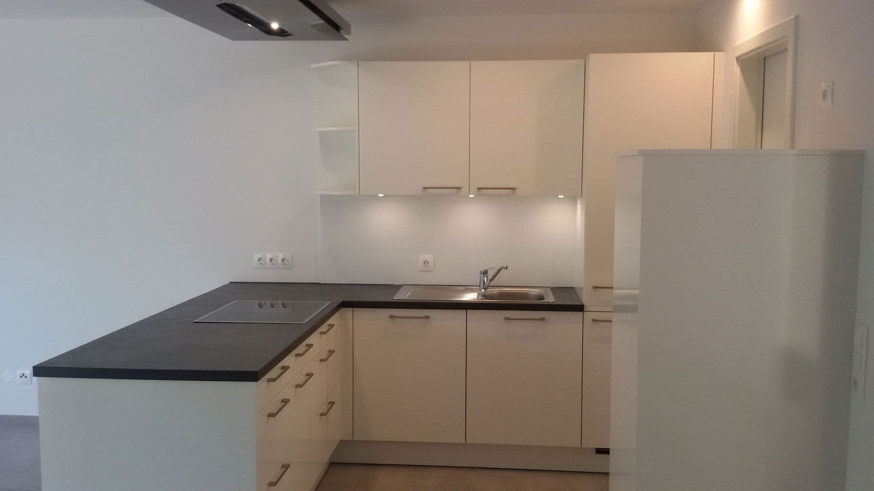 2 bedroom with open-plan kitchen flat to rent, 90 m², Gäufelden, Baden-Württemberg 2 bedroom with open-plan kitchen flat to rent, 90 m², Gäufelden, Baden-Württemberg