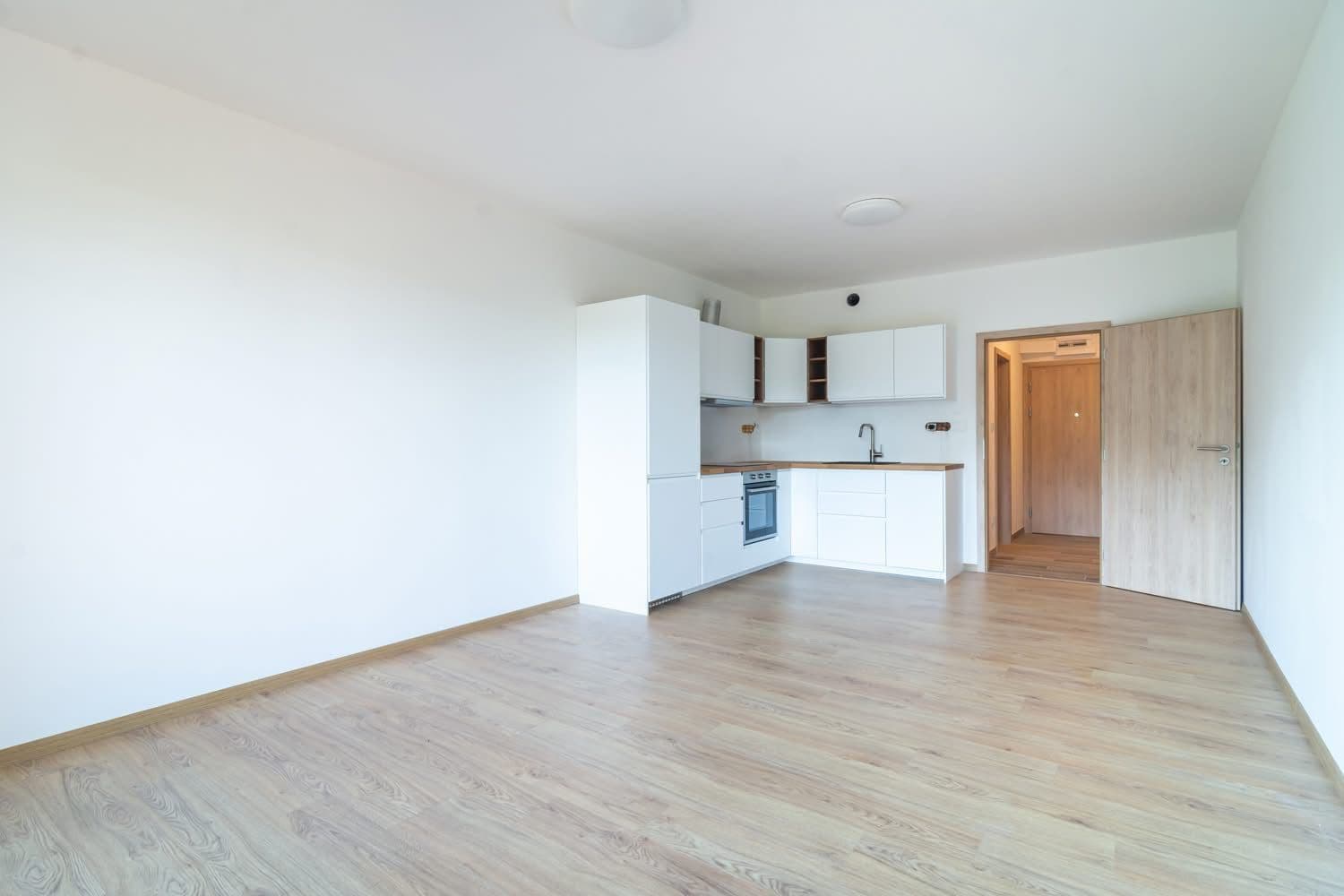 Studio flat to rent, 35 m², Lázeňská, Slaný, Středočeský Region Studio flat to rent, 35 m², Lázeňská, Slaný, Středočeský Region