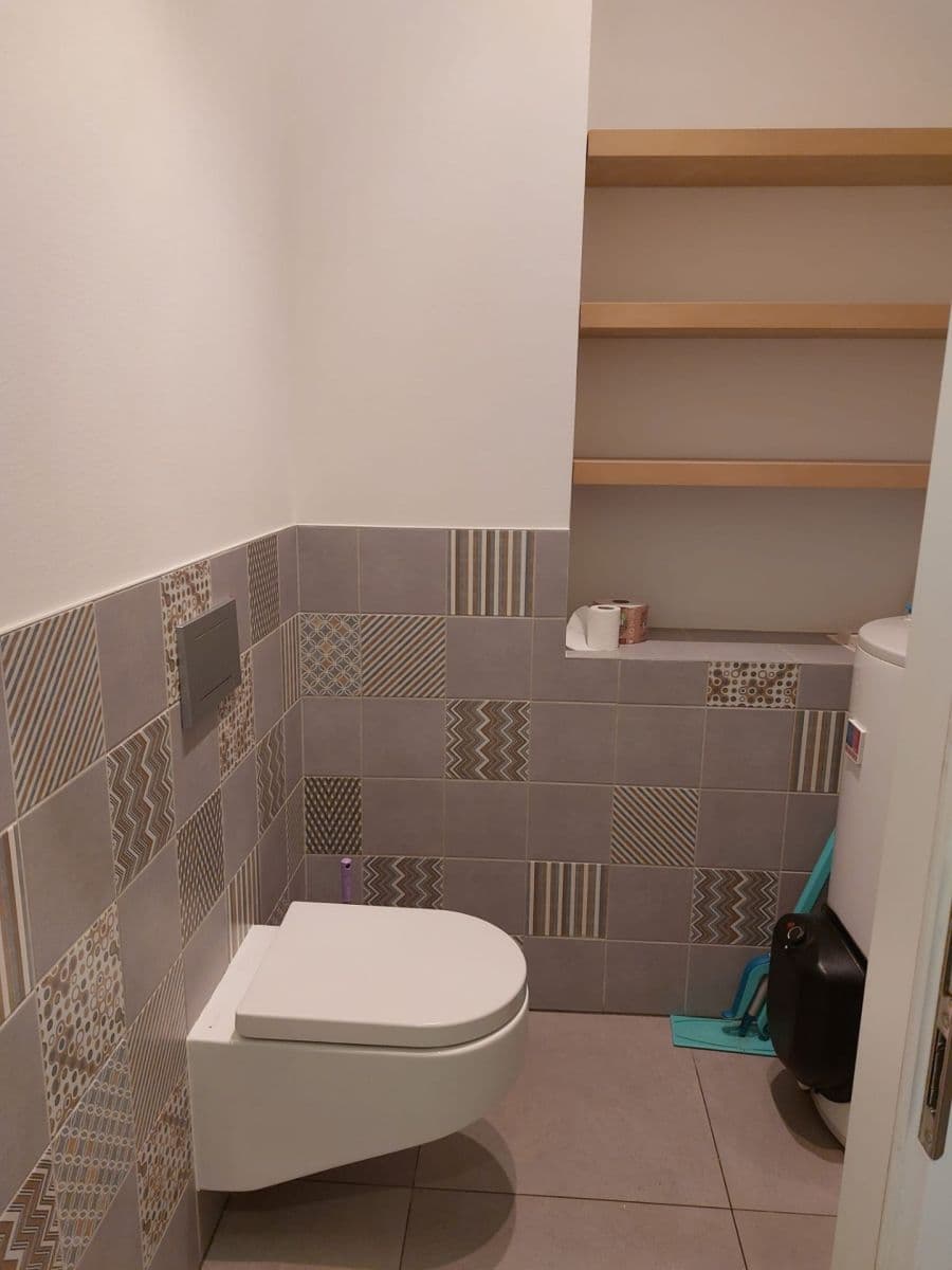 2 bedroom with open-plan kitchen flat to rent, 70 m², Kosmákova, Brno, Jihomoravský Region 2 bedroom with open-plan kitchen flat to rent, 70 m², Kosmákova, Brno, Jihomoravský Region