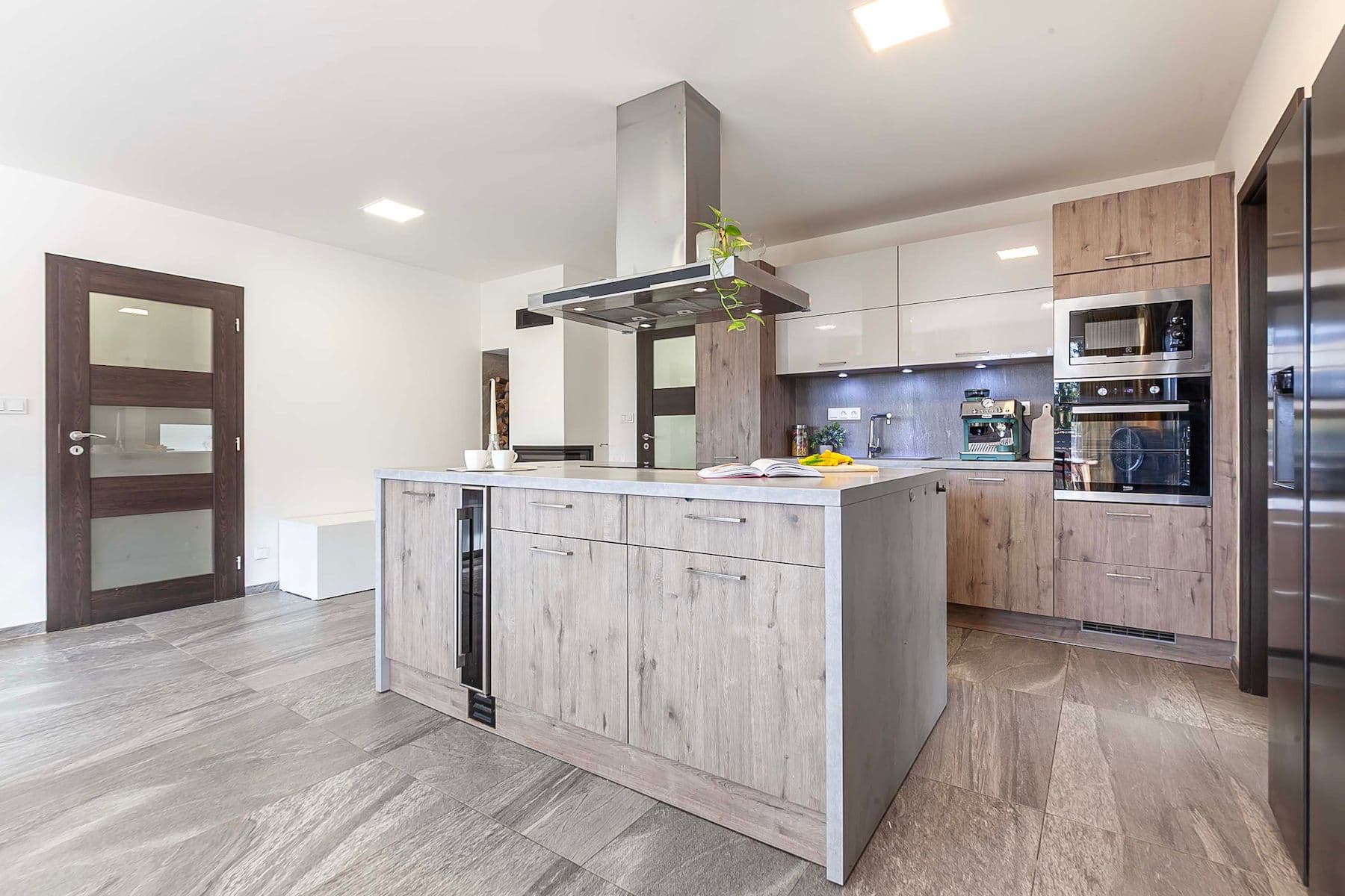 3 bedroom with open-plan kitchen flat for sale, 188 m², Na Baních, Prague, Prague 3 bedroom with open-plan kitchen flat for sale, 188 m², Na Baních, Prague, Prague