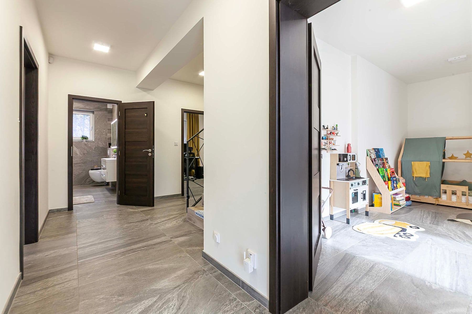 3 bedroom with open-plan kitchen flat for sale, 188 m², Na Baních, Prague, Prague 3 bedroom with open-plan kitchen flat for sale, 188 m², Na Baních, Prague, Prague