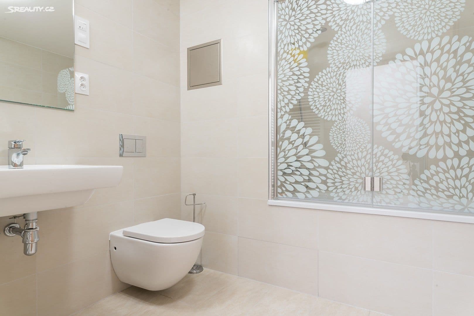 1 bedroom with open-plan kitchen flat to rent, 60 m², Zvěřinova, Prague, Prague 1 bedroom with open-plan kitchen flat to rent, 60 m², Zvěřinova, Prague, Prague