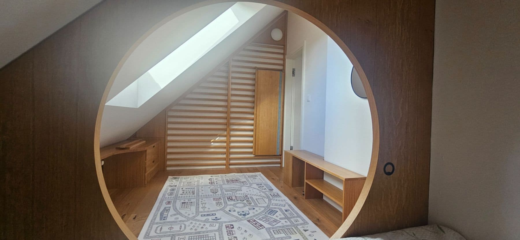 3 bedroom with open-plan kitchen flat to rent, 120 m², Wuchterlova, Prague, Prague 3 bedroom with open-plan kitchen flat to rent, 120 m², Wuchterlova, Prague, Prague