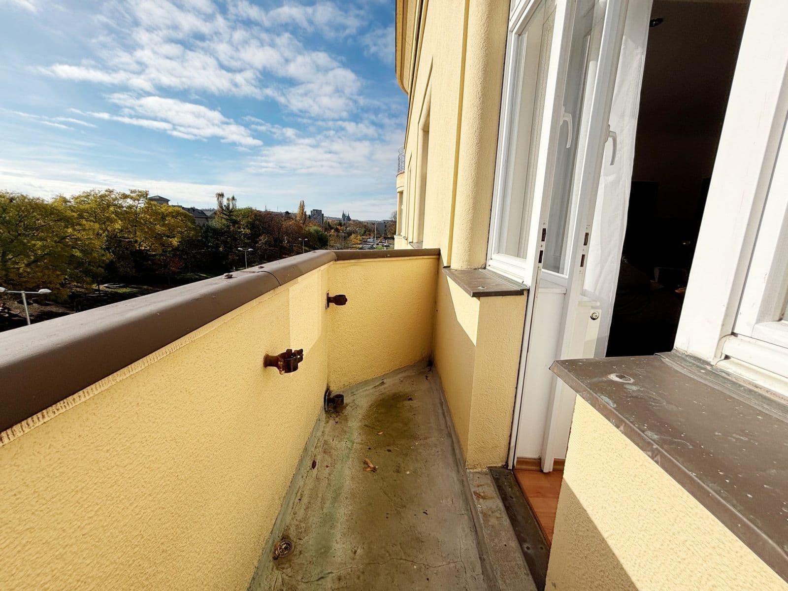 2 bedroom with open-plan kitchen flat to rent, 123 m², Kostelní, Prague, Prague 2 bedroom with open-plan kitchen flat to rent, 123 m², Kostelní, Prague, Prague