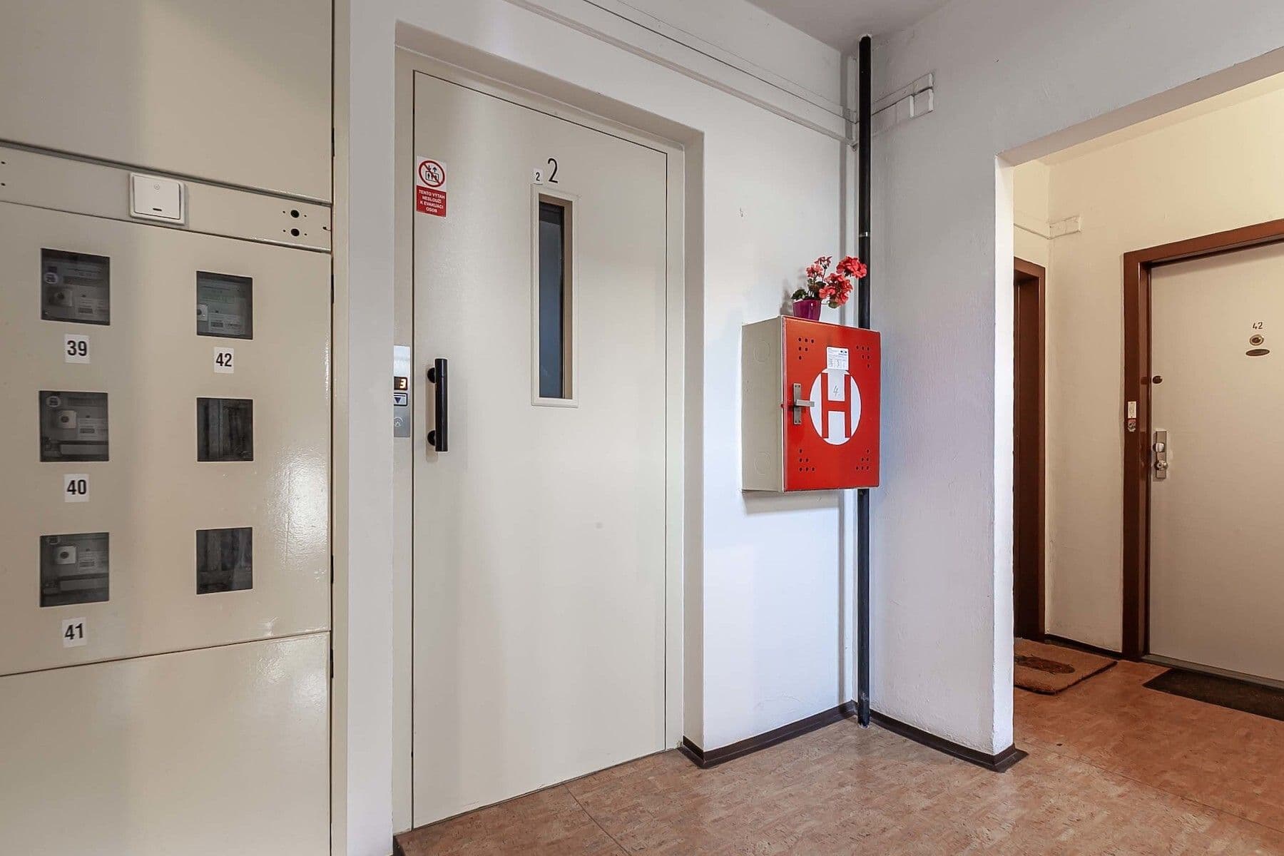 1 bedroom with open-plan kitchen flat for sale, 41 m², Semická, Prague, Prague 1 bedroom with open-plan kitchen flat for sale, 41 m², Semická, Prague, Prague