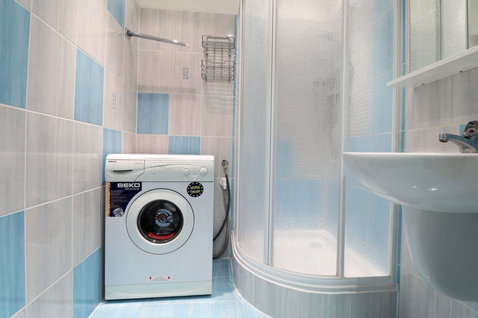 2 bedroom with open-plan kitchen flat to rent, 65 m², Jažlovická, Prague, Prague 2 bedroom with open-plan kitchen flat to rent, 65 m², Jažlovická, Prague, Prague