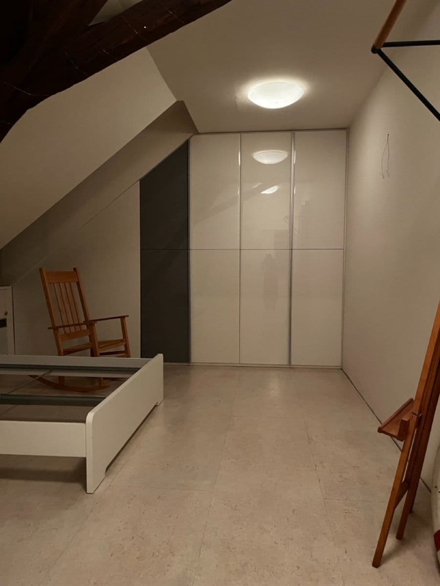 1 bedroom with open-plan kitchen flat to rent, 76 m², K Tuchoměřicům, Prague, Prague 1 bedroom with open-plan kitchen flat to rent, 76 m², K Tuchoměřicům, Prague, Prague